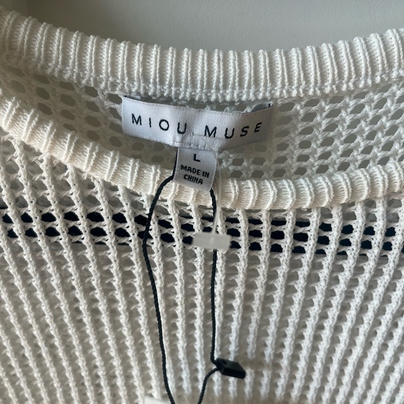 NWT Miou Muse croqueted white top - Picture 3 of 6